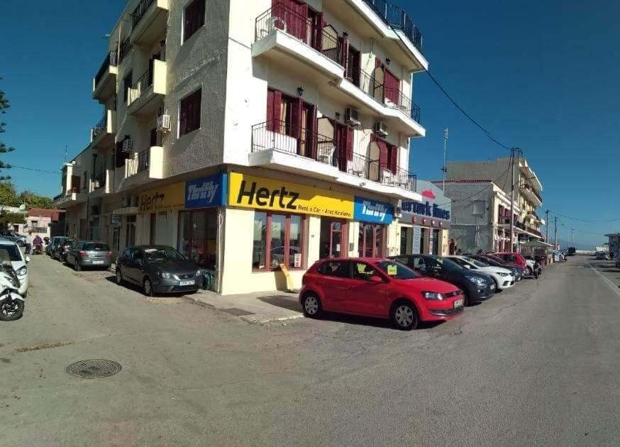 Omiros Rooms Chios Town Bagian luar foto