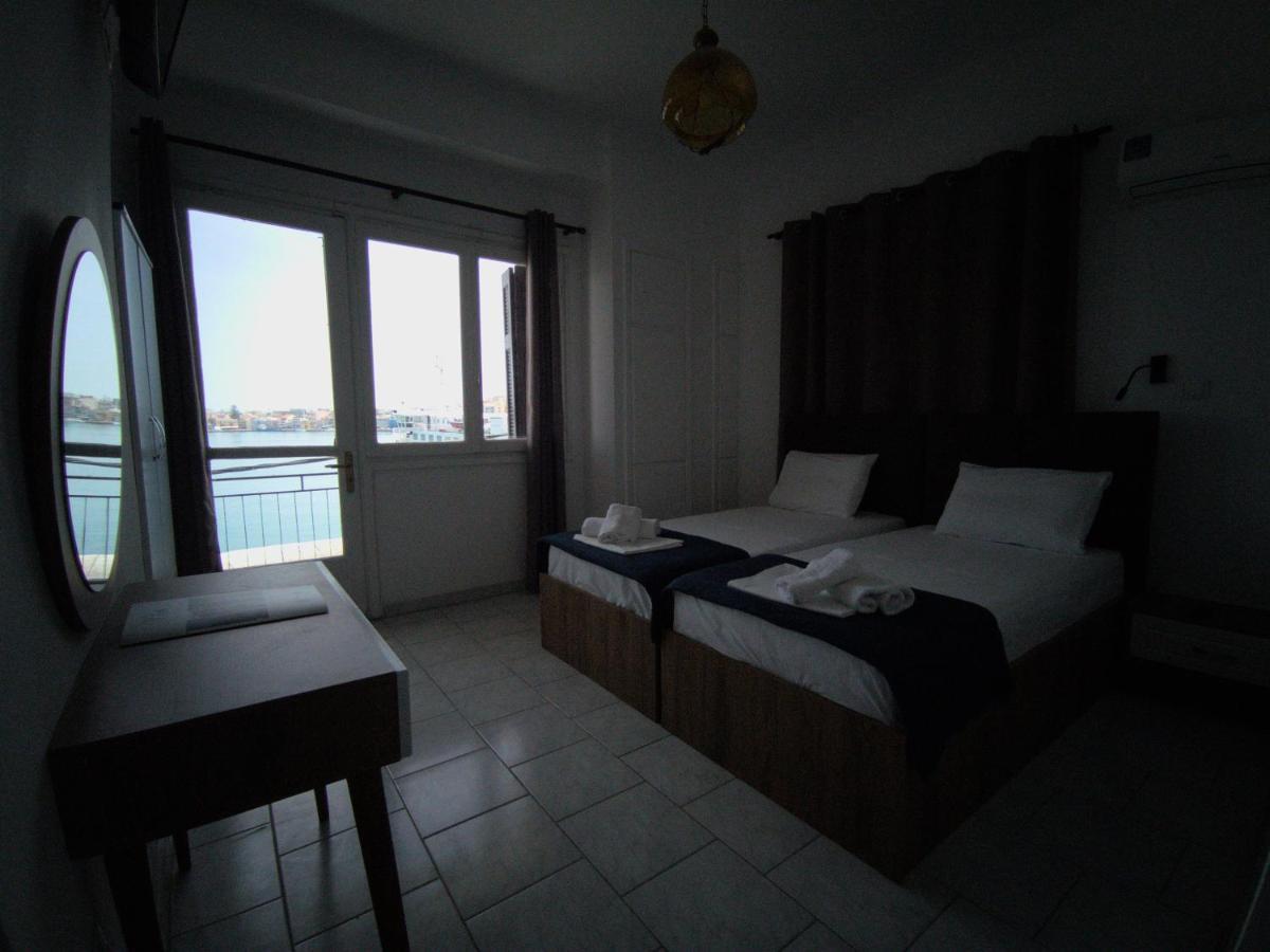 Omiros Rooms Chios Town Bagian luar foto